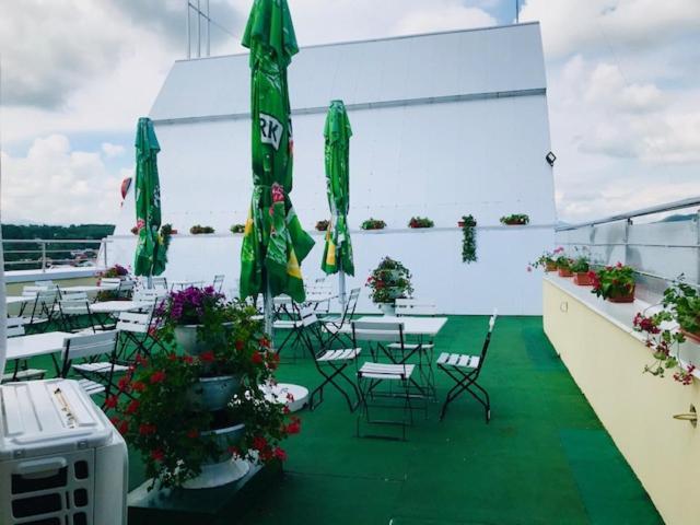Hotel Afrodita -Vălenii de Munte Esterno foto